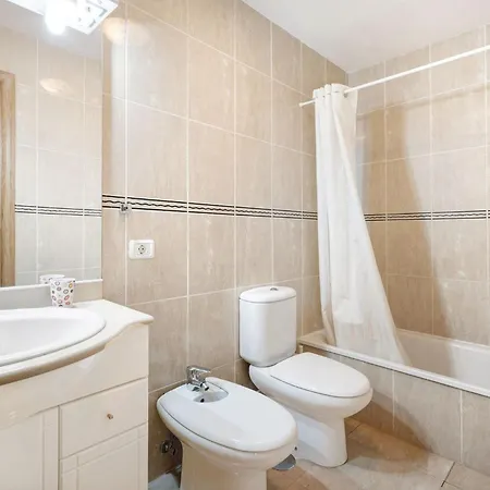 Charming 2-bedroom In Playa San Juan, Spain